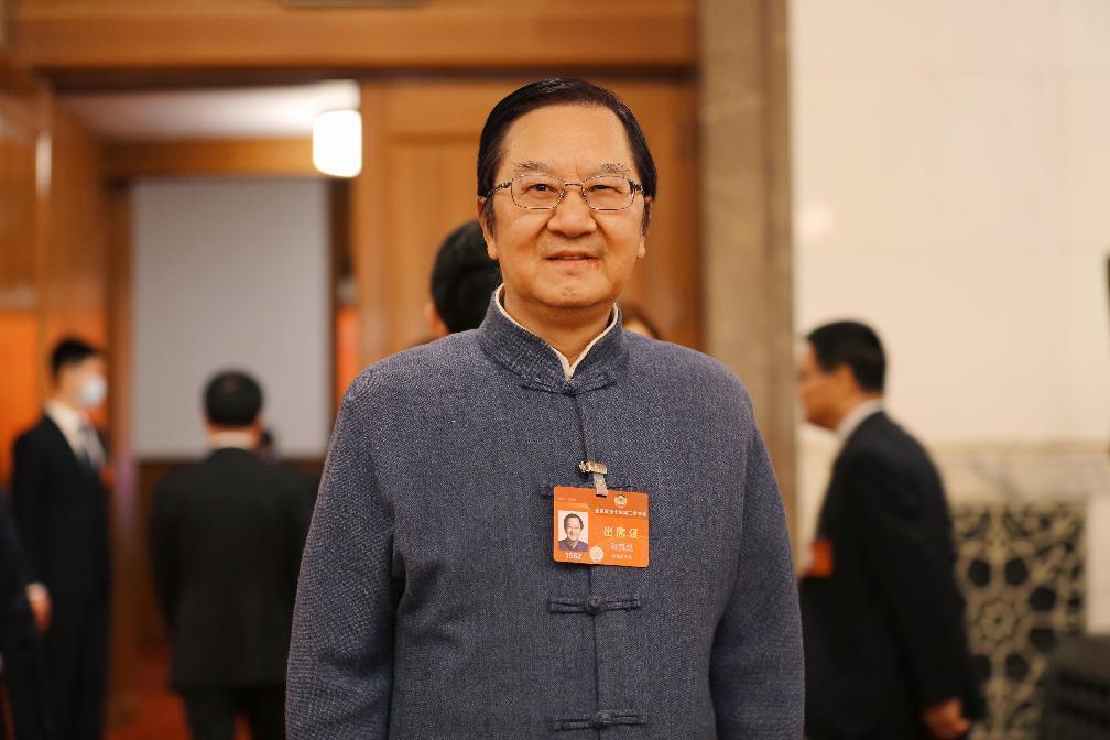 全國政協(xié)委員、北京中醫(yī)藥大學(xué)國學(xué)院教授張其成。受訪者供圖