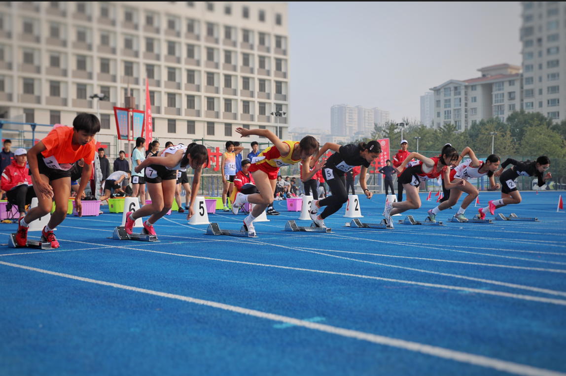 第59屆北京市中學(xué)生田徑運動會暨北京學(xué)生金奧運動隊田徑運動會。北京市教委供圖