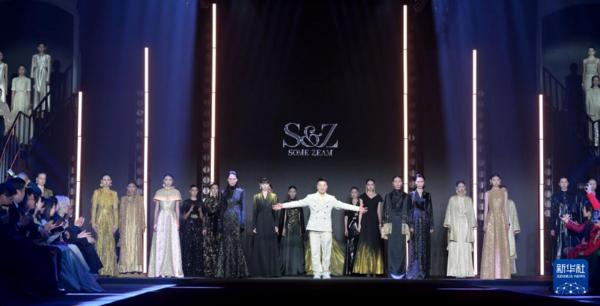 2025秋冬北京時(shí)裝周開幕