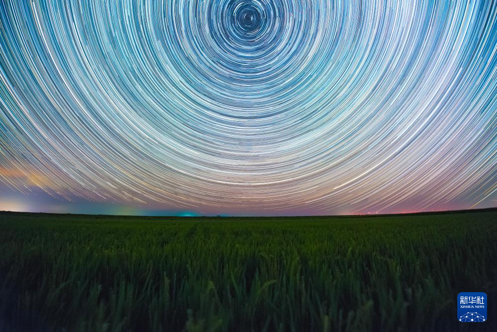 星空相冊(cè)｜“北大倉(cāng)”黑龍江：累累碩果“約會(huì)”點(diǎn)點(diǎn)繁星