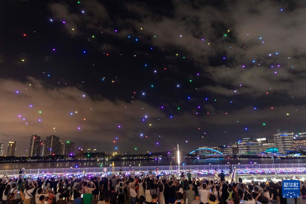 上海：第二屆上海國際光影節(jié)開幕