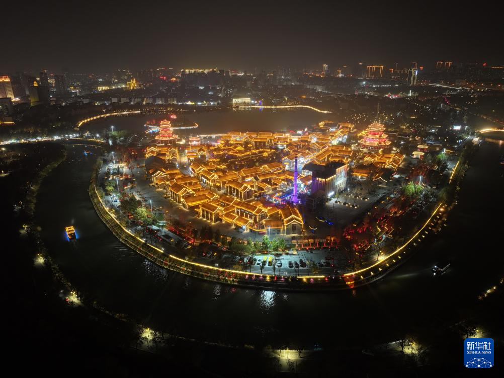 河北滄州：流光溢彩大運河畔